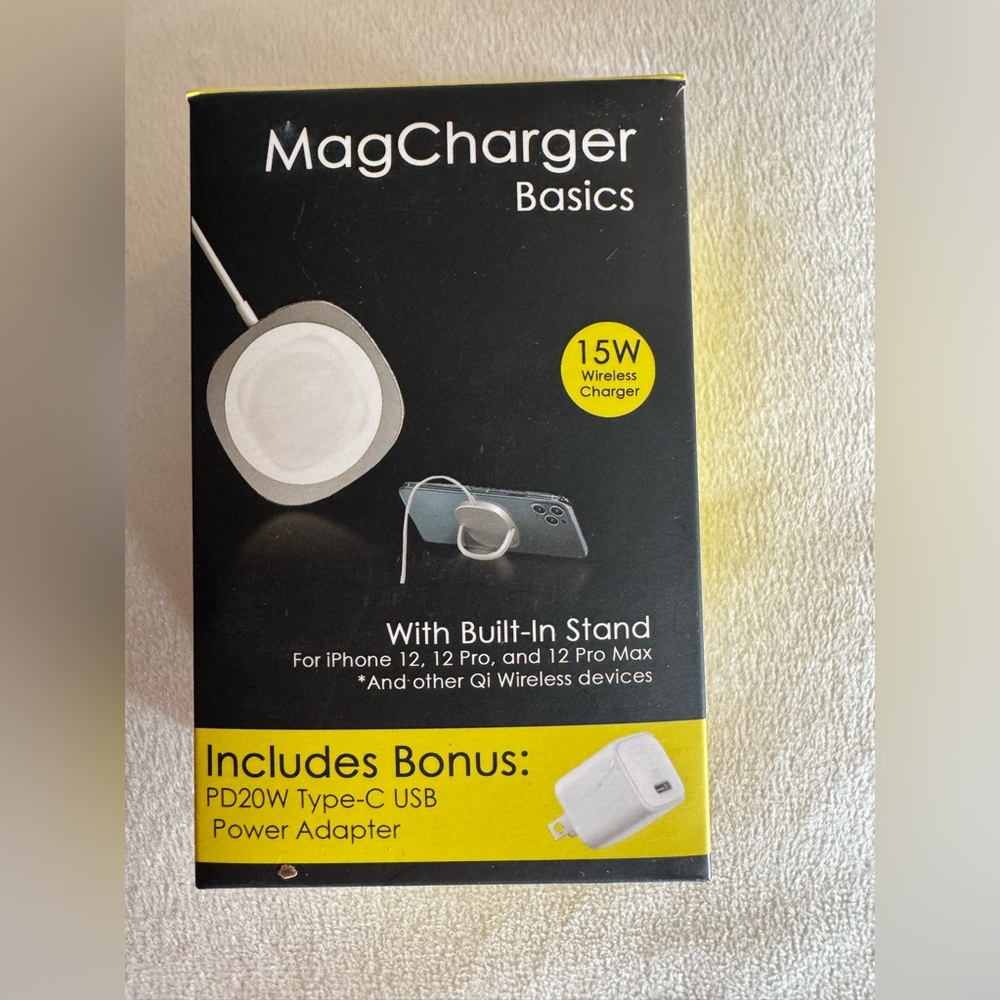 Basics Wireless Charger with Stand